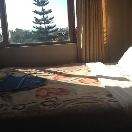 Hotel Aagaman Катманду Екстериор снимка