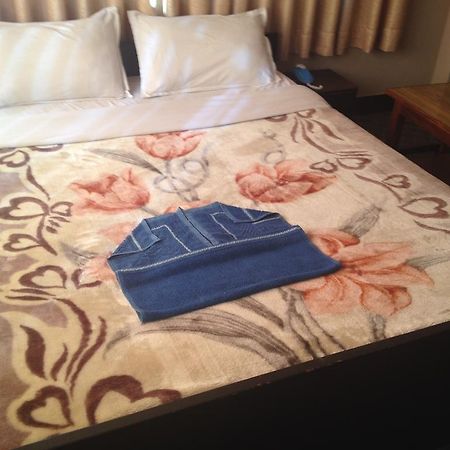 Hotel Aagaman Катманду Екстериор снимка