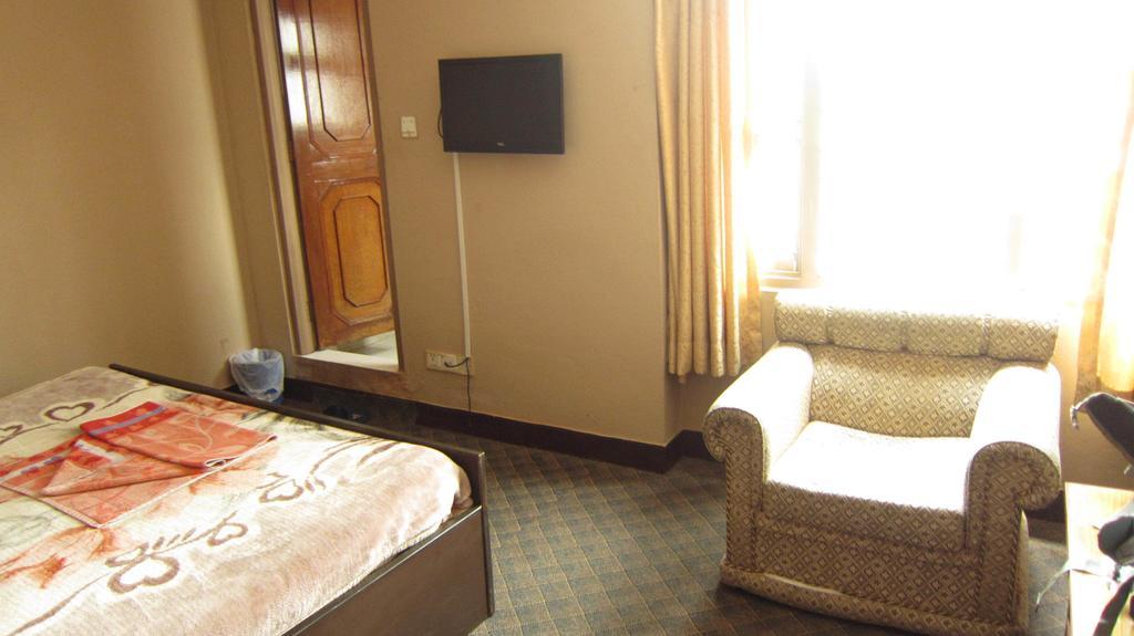 Hotel Aagaman Катманду Екстериор снимка