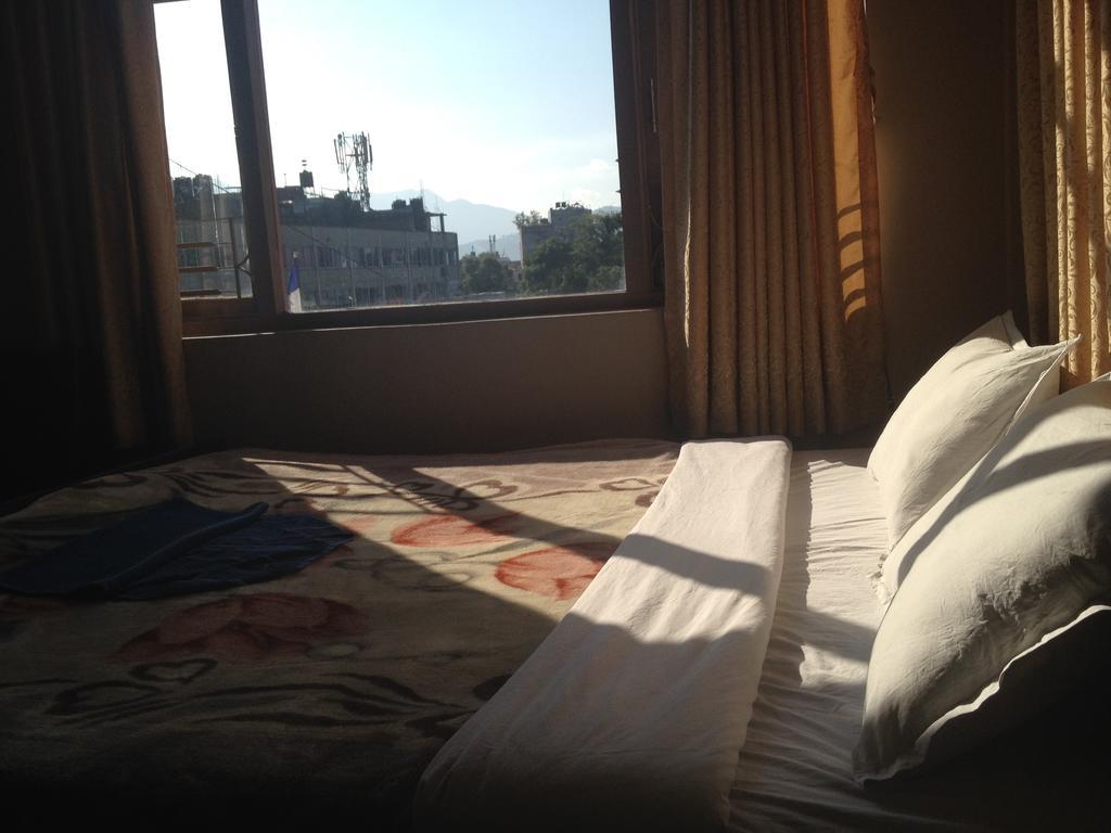 Hotel Aagaman Катманду Екстериор снимка