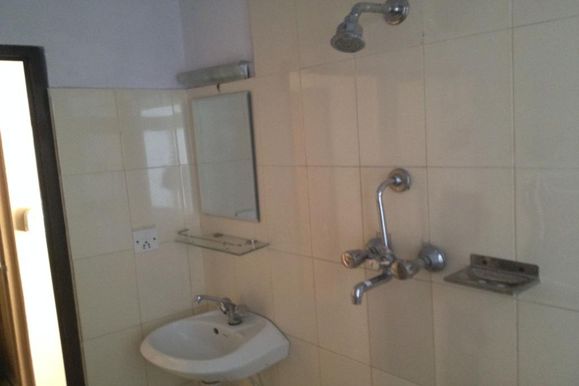 Hotel Aagaman Катманду Екстериор снимка