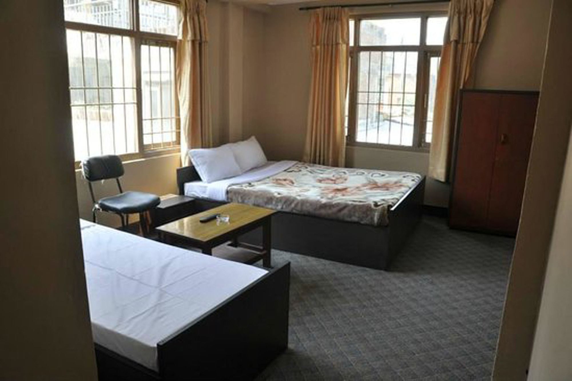 Hotel Aagaman Катманду Екстериор снимка